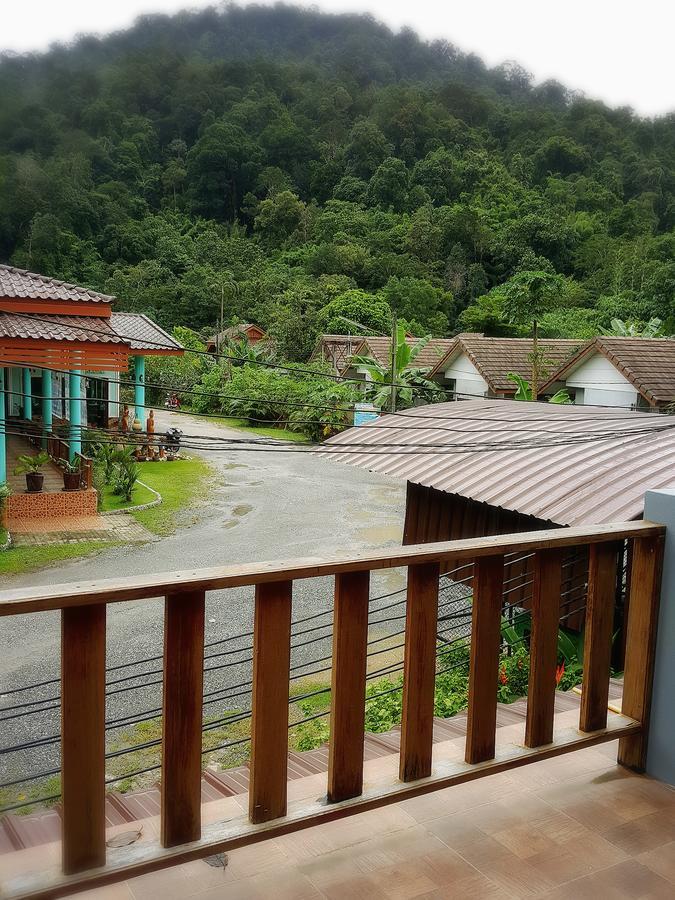 Khao-Sok Bed And Breakfast Khao Sok National Park Esterno foto